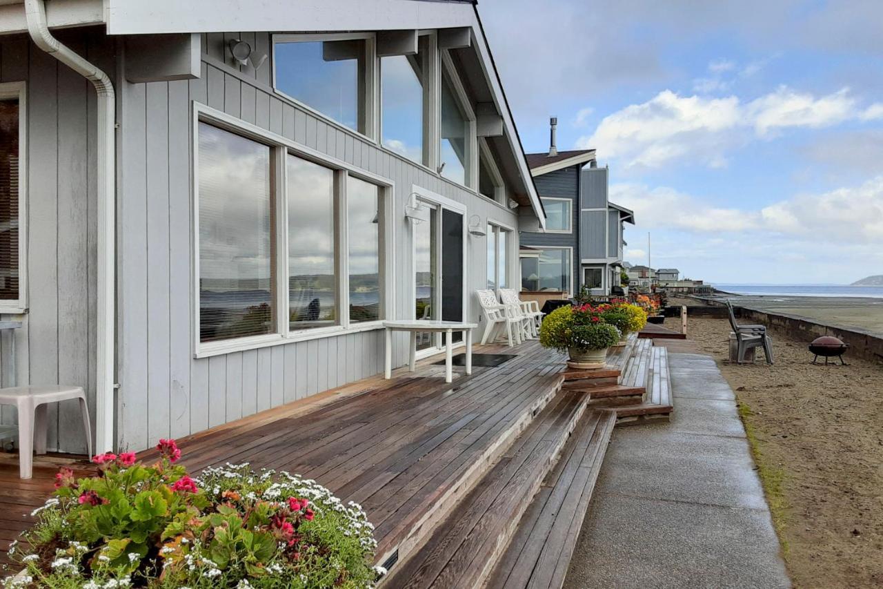 Beachfront Whidbey Island Home And Apartment! Langley Exterior foto